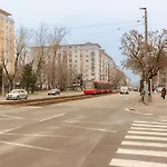 Sunny Balcony 여관 브라티슬라바