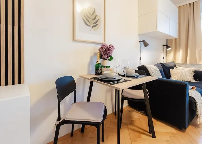 Bnb Sunny Balcony Studio Bratislava Πανδοχείο