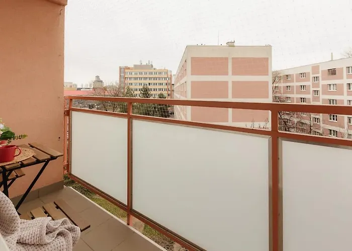 Πανδοχείο Bnb Sunny Balcony Studio Bratislava *
