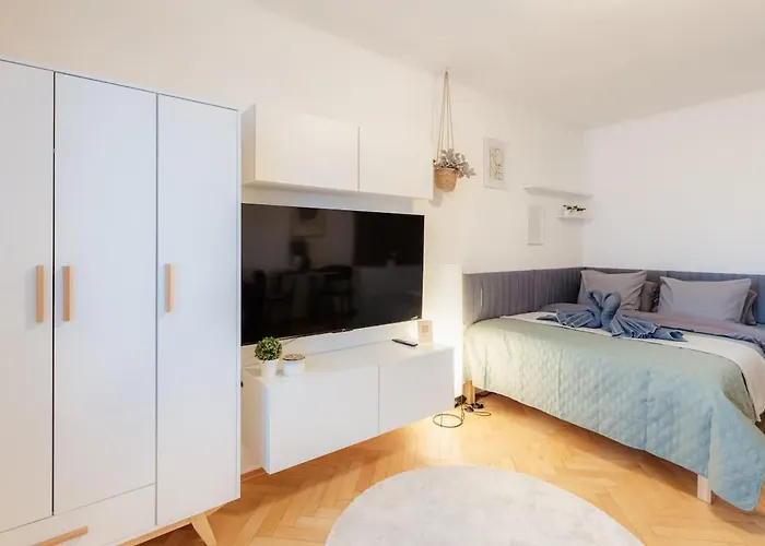 Bnb Sunny Balcony Studio Bratislava Μπρατισλάβα
