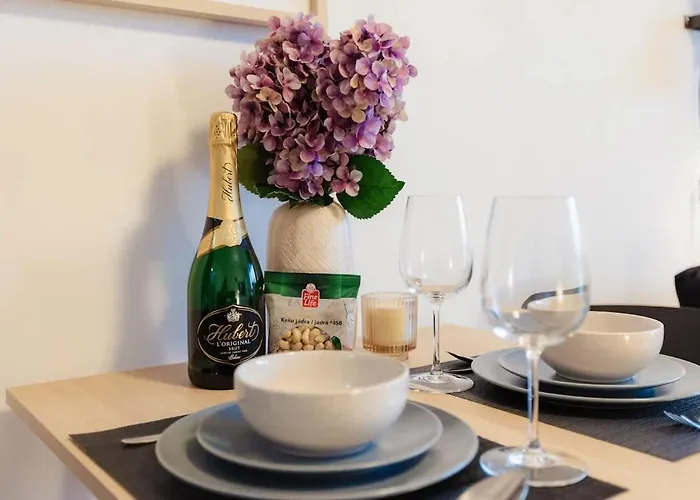 Bnb Sunny Balcony Studio Bratislava Han/Misafirhane *